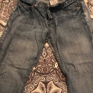 Relaxed boot cut urban up jeans. 34x30